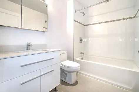 Rent 1 Room Apartment in Downtown Montreal with Amenities