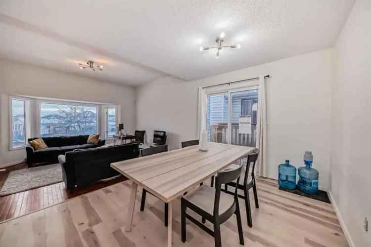 House For Rent in Calgary, Alberta