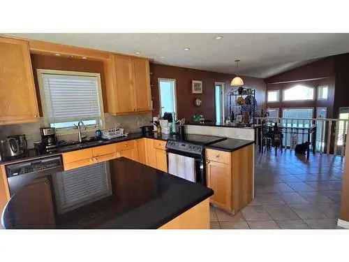 House For Sale In Arbour Lake, Calgary, Alberta
