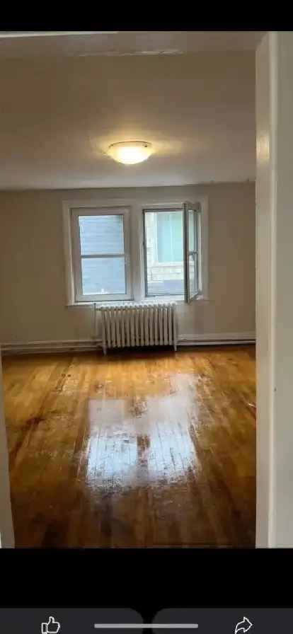 ONE BEDROOM APARTMENT - 1275 SOUTH PARK ST