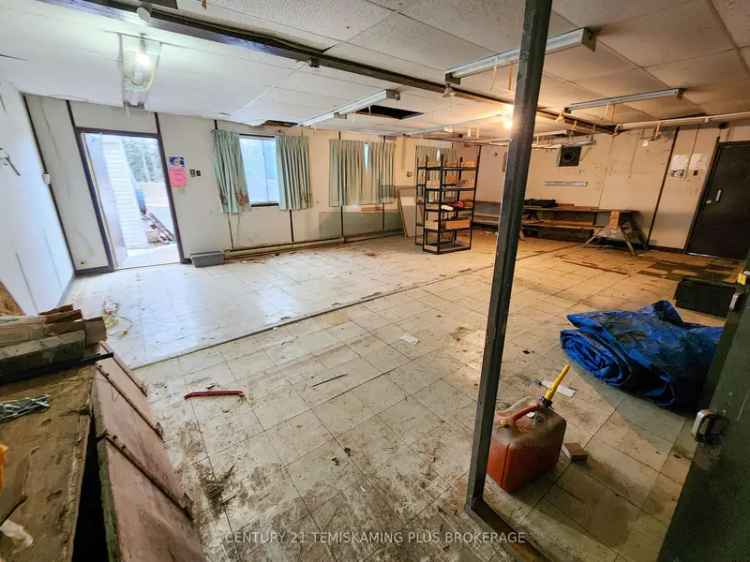 Commercial For Sale in Ontario