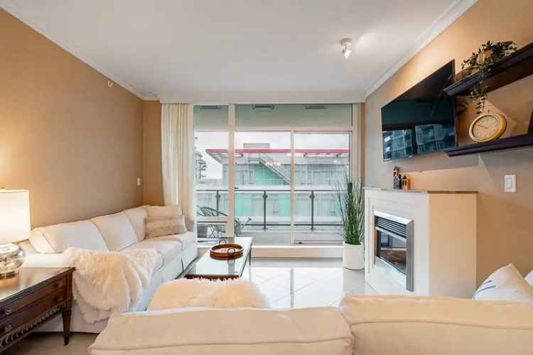 Lower Lonsdale Condo for Sale Atrium at the Pier 2 Beds 2 Baths