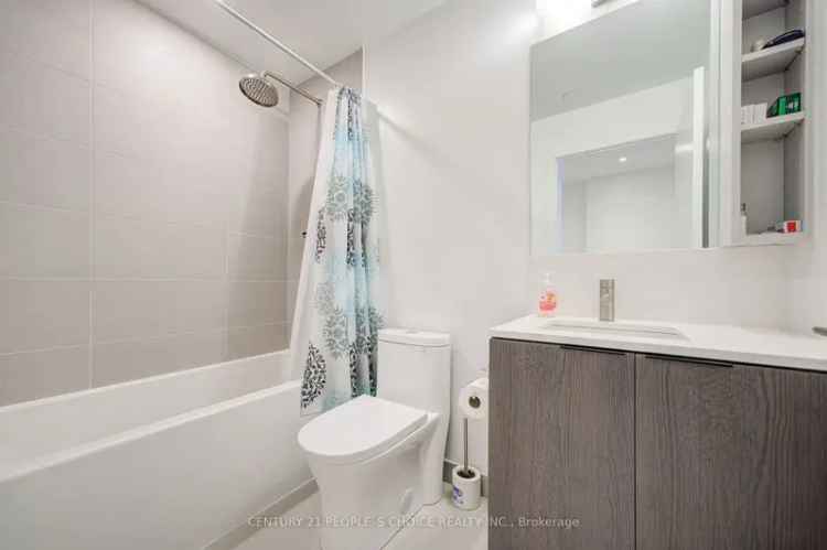 Condo For Sale in Hamilton, Ontario