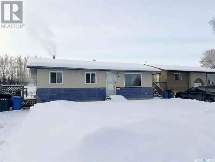 4 Bedroom Bungalow in Westview - Great for First-Time Homebuyers and Investors