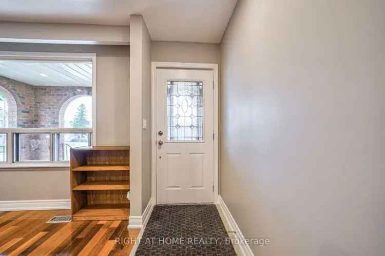 House For Sale in Toronto, Ontario