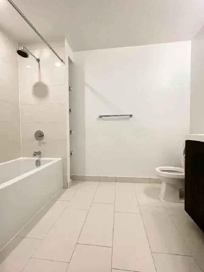 Luxury Downtown Toronto Condo for Rent 2BR