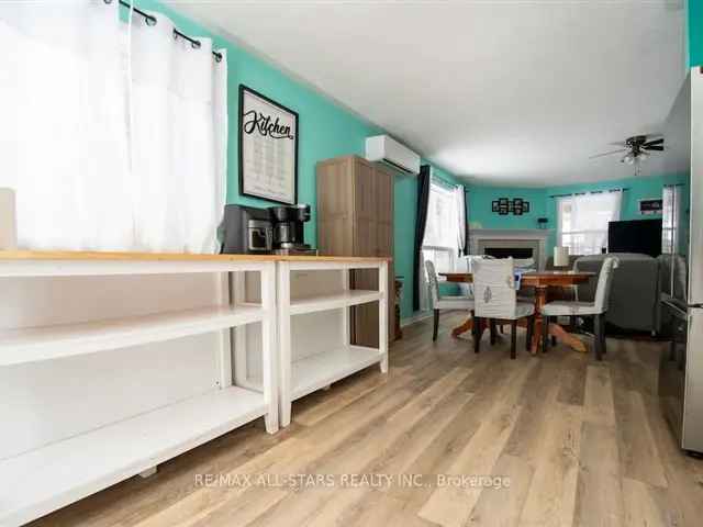 Adorable 3-Bedroom Bungalow Near Sturgeon Lake