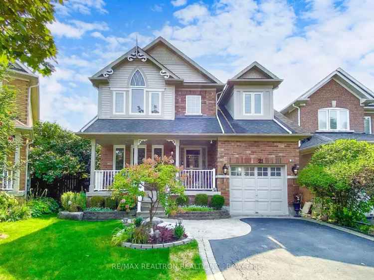 House For Sale in Aurora, Ontario