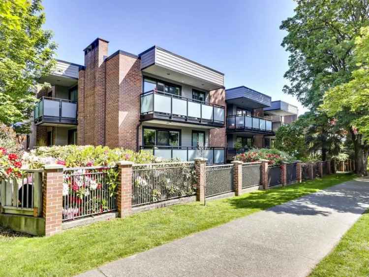 Kitsilano Condo for Sale The Beach House 2 Beds 2 Baths