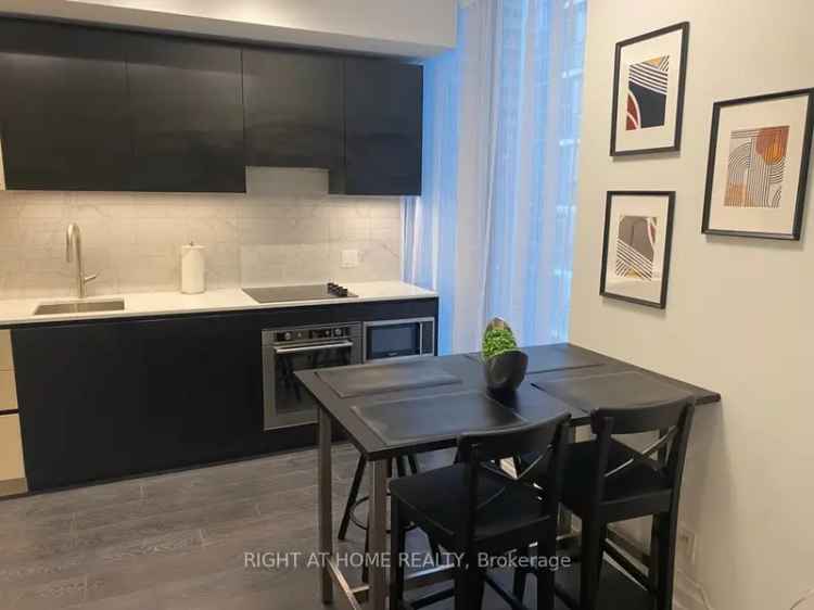 Condo For Rent in 55, Mercer Street, Hamilton, Ontario