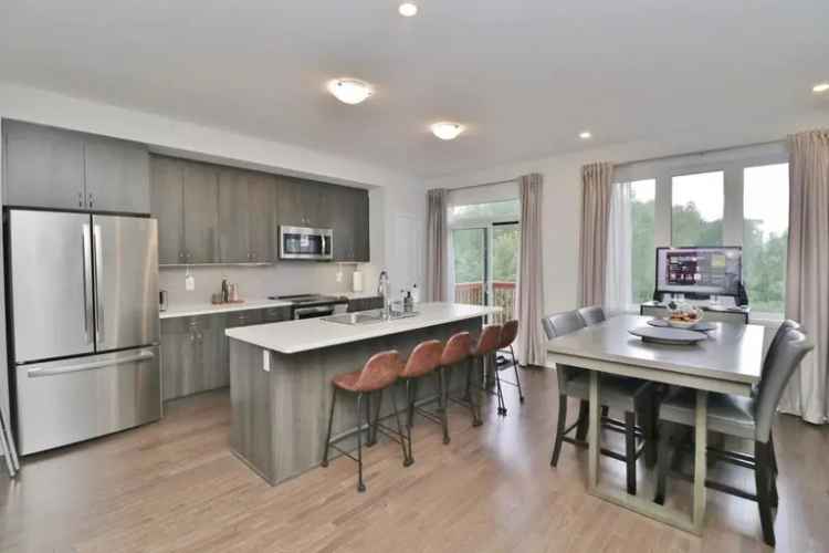 160 Attwell Private -  in Ottawa