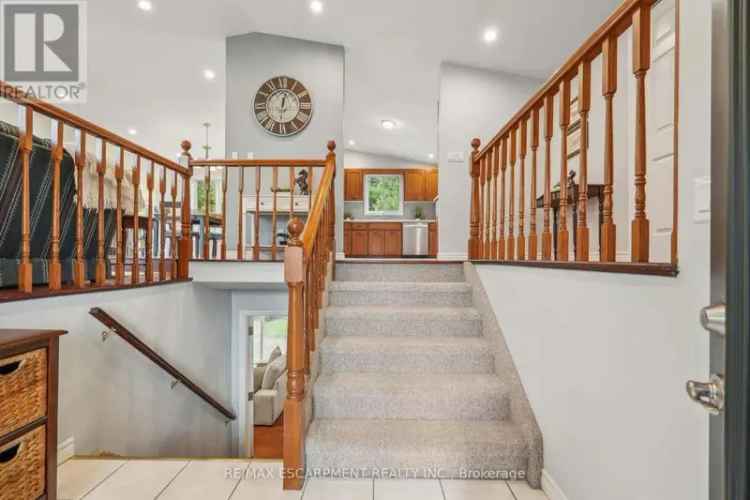 3+1 Bedroom Raised Bungalow in Rockwood