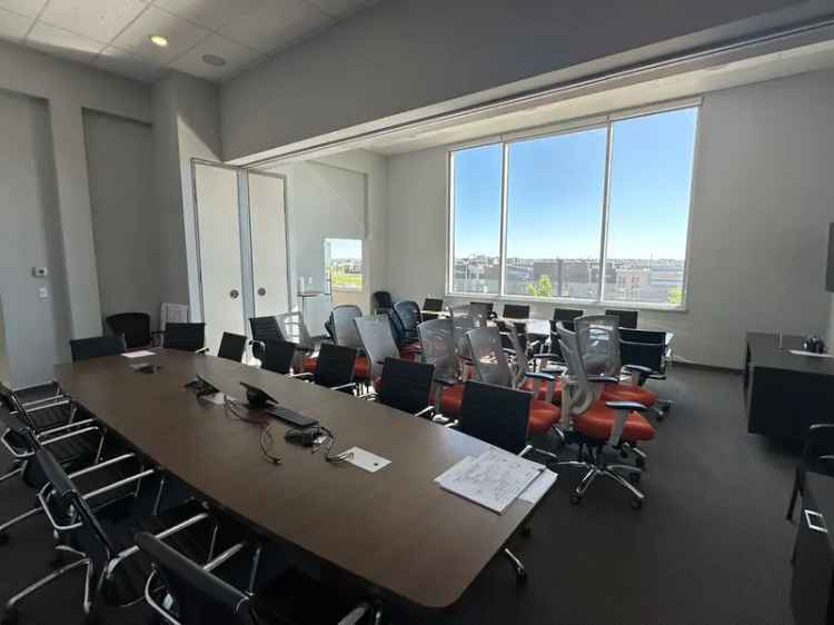 Office building For Rent in Fort Saskatchewan, Alberta