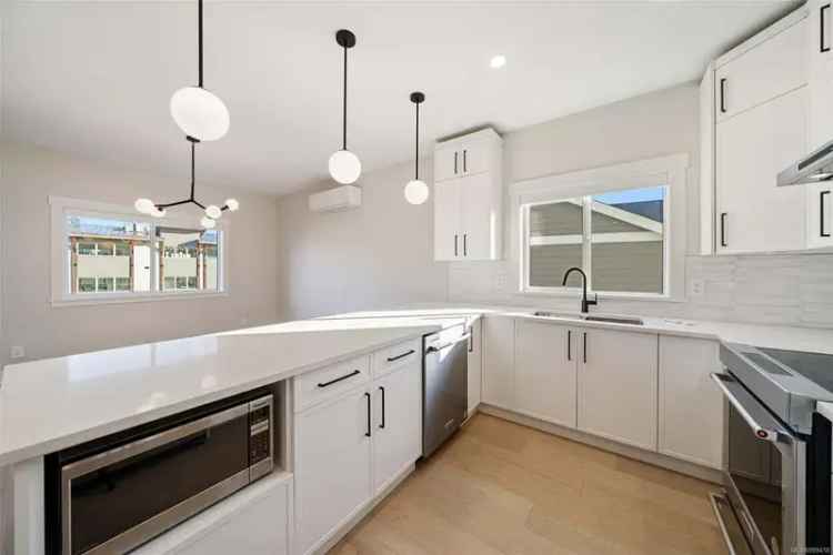 Buy House in Westshore with 4 Bedrooms, Media Room and Suite