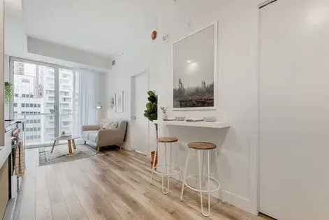 Rent 1 Room Apartment in Montreal With Modern Features and Amenities