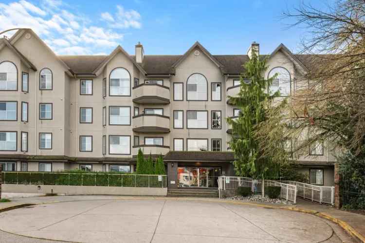 A $617,000.00 Apartment/Condo with 2 bedrooms in Mid Meadows, Pitt Meadows