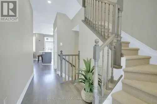 3-Bedroom Townhome in Half Moon Bay Ottawa