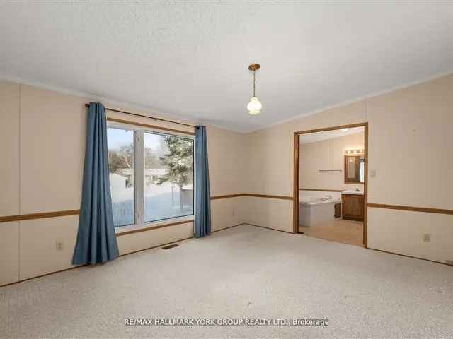 House For Sale in Georgina, Ontario