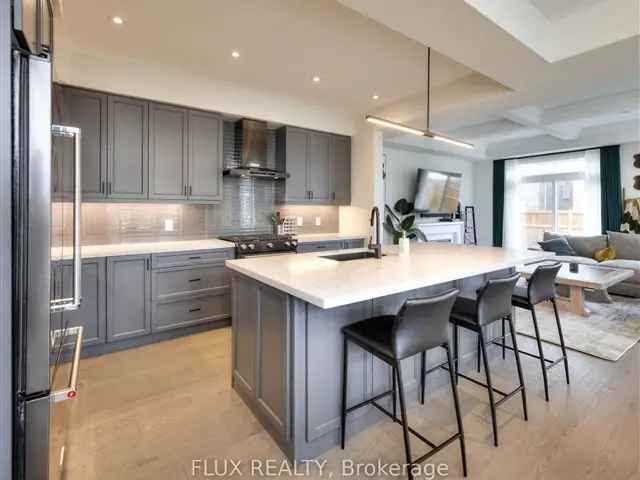 3-Bedroom 4-Bathroom Townhome in Kitchener West