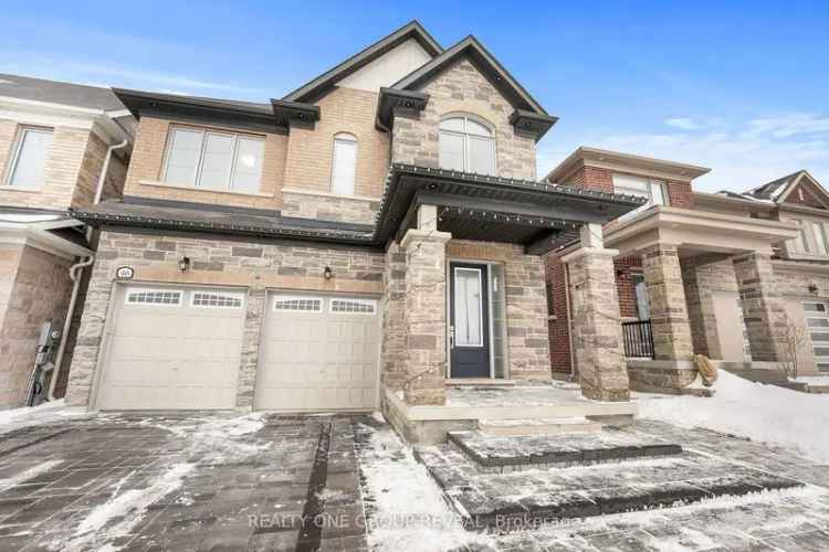 Luxury 4-Bedroom Detached Home in Stouffville