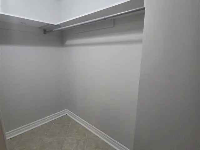 2 Bed Basement Apartment Barrie Southwest Family Neighborhood