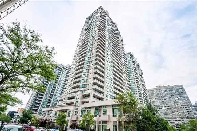 Condo For Rent in 23, Hollywood Avenue, Toronto, Ontario