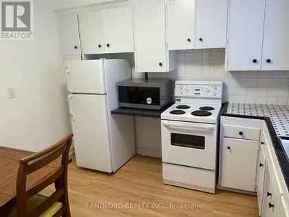 1 room apartment of 65 m² in Toronto