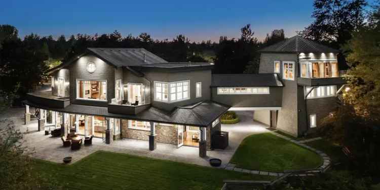 A $6,680,000.00 House/Single Family with 5 bedrooms in Boundary Beach, Tsawwassen