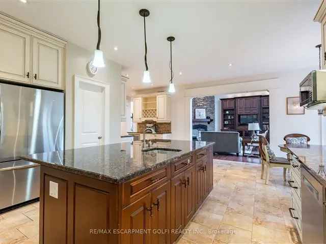 Luxury 4-Bedroom Home in Niagara-on-the-Lake