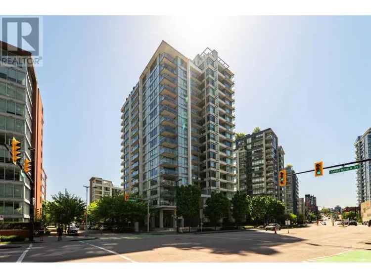 Lido by BOSA 17th Floor Corner Unit 1 Bed Lg Den City Views