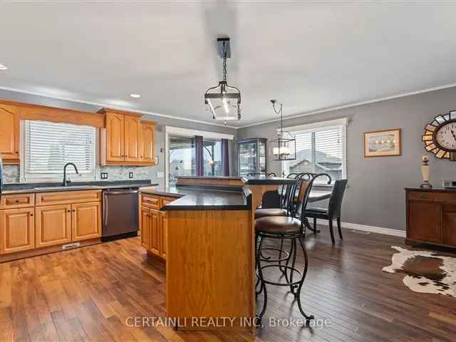 House For Sale in Chatham, Ontario