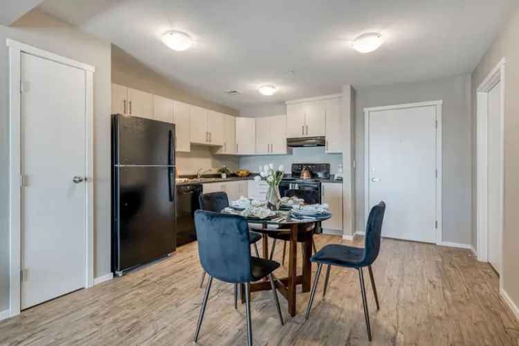 Rent Apartments in Sylvan Lake with Modern Amenities and Pet Friendly