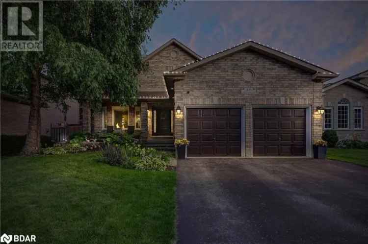 Stunning 6-Bedroom Home in Holly with Pool and Hot Tub