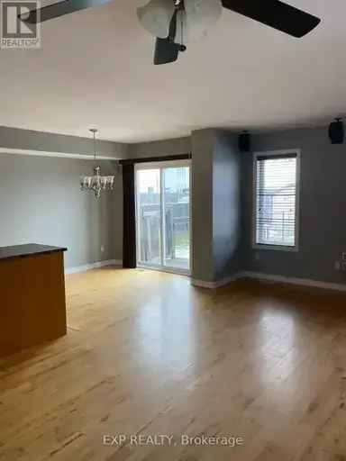Spacious Arnprior Townhouse - Available July 1st