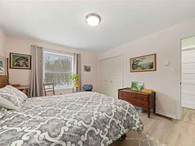 House For Sale in Tweed, Ontario