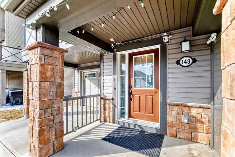 House For Sale in Calgary, Alberta