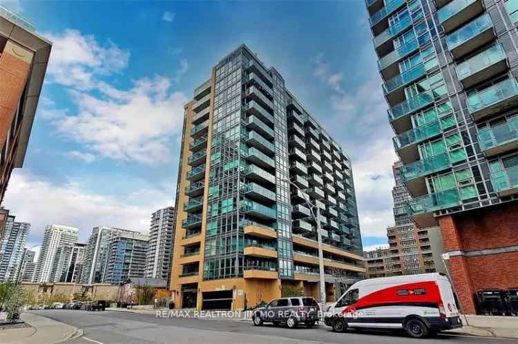 Rent One Bedroom Corner Unit with Parking in Toronto with Lake Views