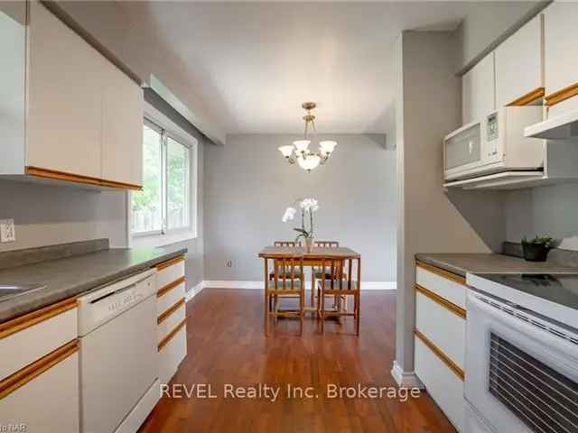 11 Rendale St Catharines 3 Bedroom Bungalow Family Home