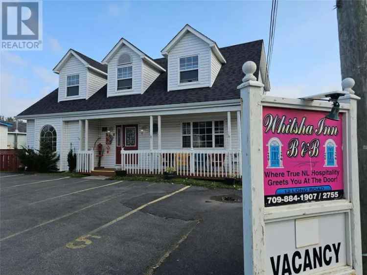 Twillingate Island Home - Beachfront - 5+ Bedrooms - 4 Ensuite Baths - Furnished