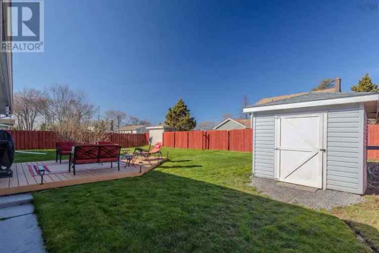4 Bedroom 2 Bath 3 Level Split Home in Sydney River