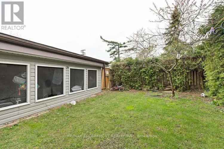Charming Rosedale Bungalow 3 1 Beds 2 Baths Finished Basement