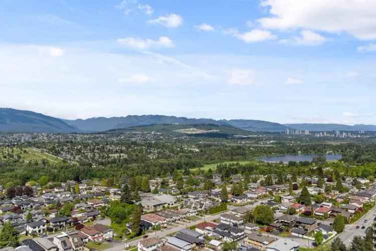 Panoramic Mountain & Deer Lake View Condo in Metrotown