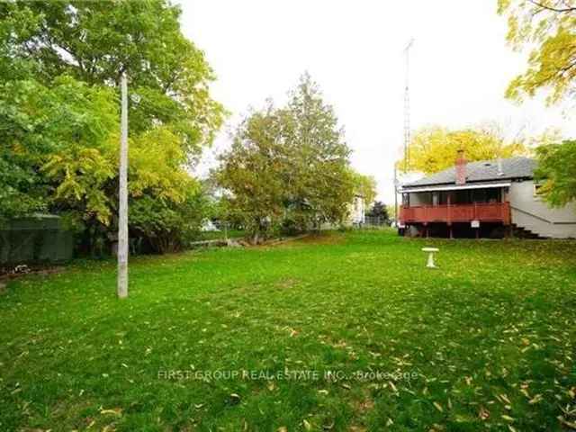 House For Sale in Ajax, Ontario