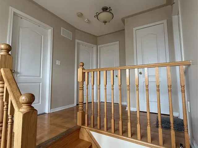 House For Rent in Brampton, Ontario