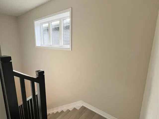 Townhouse For Rent in Welland, Ontario