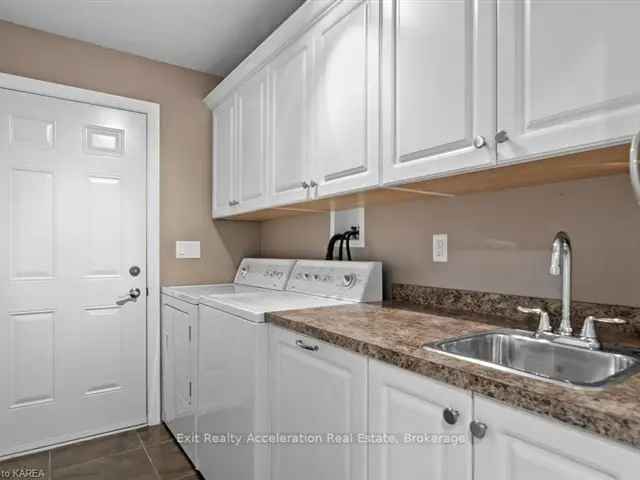 House For Sale in Greater Napanee, Ontario