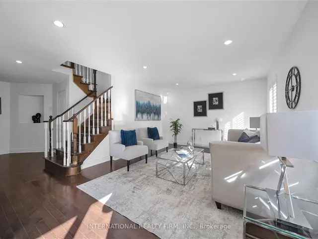 House For Sale in Brampton, Ontario