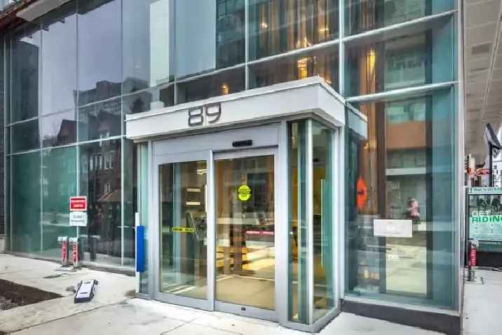 Furnished rent condo in Yonge-Gerard with modern amenities