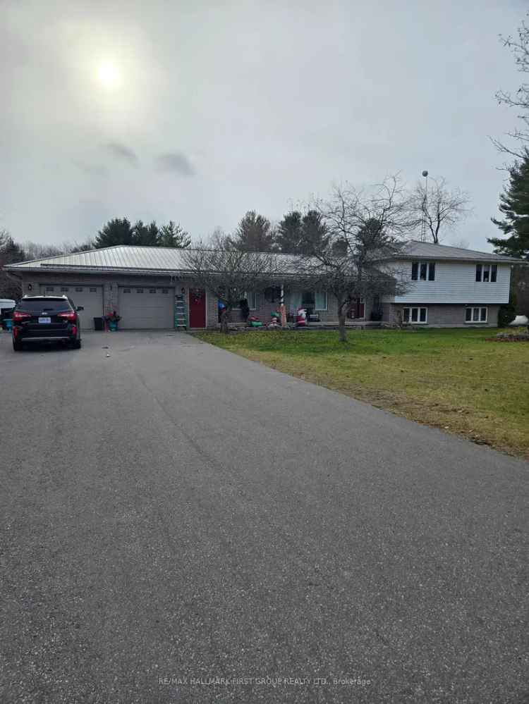 House For Sale in Clarington, Ontario