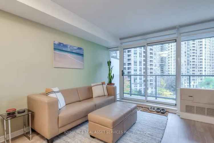 1 Bedroom Condo at Yonge and Finch 570 sq ft